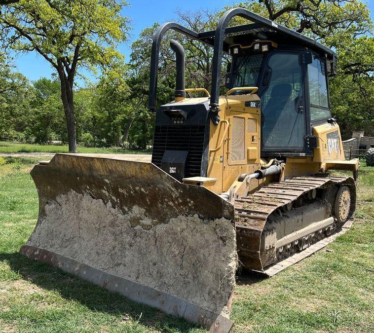 2017 Caterpillar D6K2